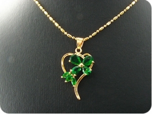 5~8mm Green Emerald Heart Gold Pendant Earrings Set
