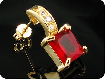 2 x 8mm Red Rubies Princess Cut Gold Earrings