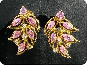 23x12 4~2mm Pink Sapphire Gold Pendant Earrings Set