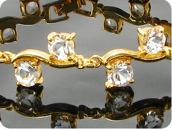20x5mm White Simulated Diamond Round Gold Bracelet