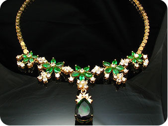 26x6-18mm Green Emerald Necklace