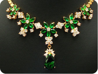 26x6-18mm Green Emerald Necklace