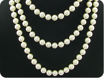 140x9 mm White Pearl Necklace