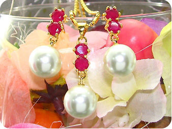 White Pearl 6x5mm Red Ruby Gold Pendant Earrings Set