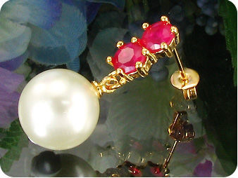 White Pearl 6x5mm Red Ruby Gold Pendant Earrings Set