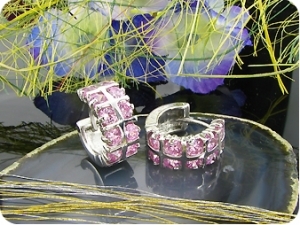 BOUCLES D'OREILLE SAPHIR ROSE