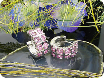 BOUCLES D'OREILLE SAPHIR ROSE