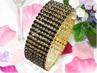 320x3mm Black Sapphire Canival Party Gold Bracelet