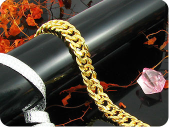 Engraving Pattern Link Style Quality Gold Men Bracelet