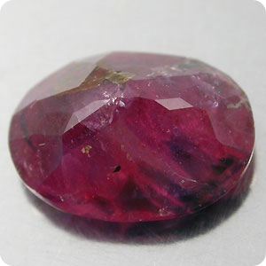 2.10 cts RUBIS . SI2