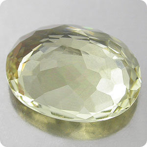 3.02 cts ORTHOSE FELDSPATH . VS