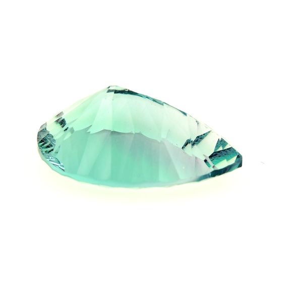 30.14 cts FLUORINE VERTE. VVS1