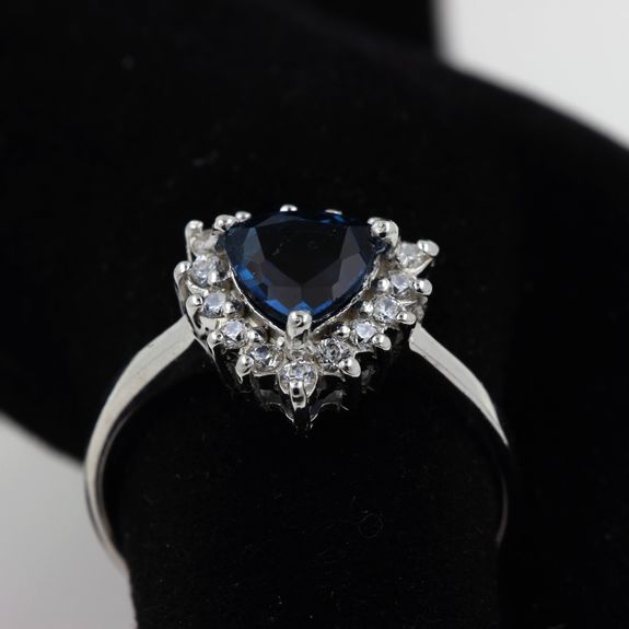 BLUE TOPAZ RING