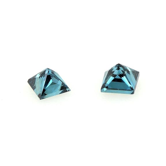 0.06 cts DIAMANT BLEU. 2,10 MM. VVS ( vendu à l'unité )