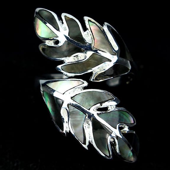 Mother of pearl RING
