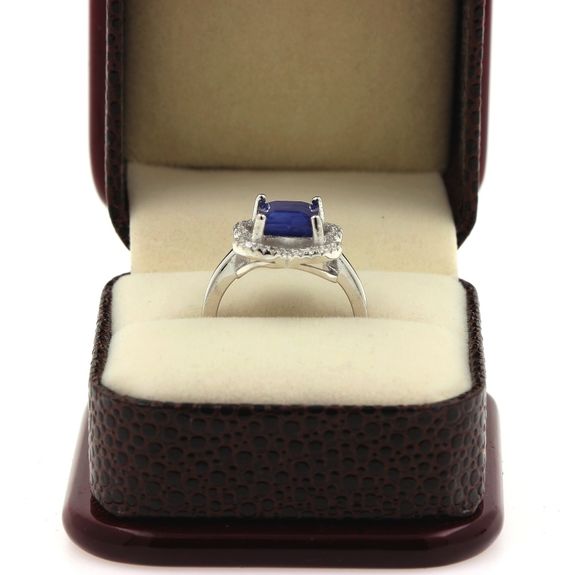 Sapphire RING