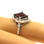 Garnet RING