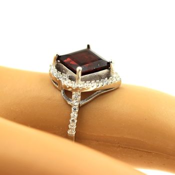 Garnet RING