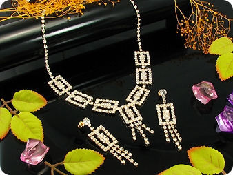 120 x 3mm White Simulated Diamonds Necklace Earrings Set