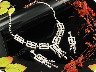 120 x 3mm White Simulated Diamonds Necklace Earrings Set