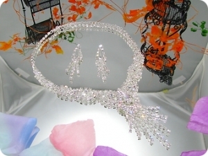 230 x 15-3mm White Simulated Diamonds Necklace Earrings Set