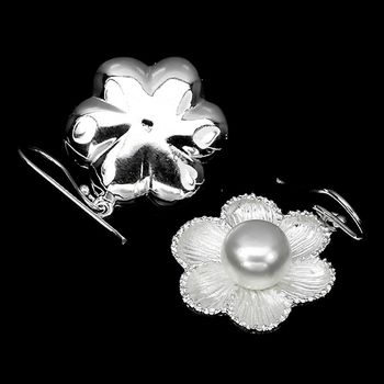 Boucles d'oreille Perle en forme de fleur