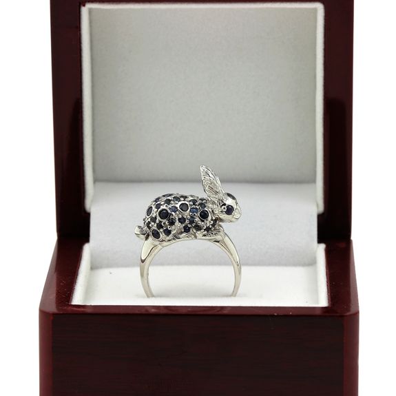 Sapphire RING