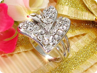 Round Brilliant Cut Created Diamond Ring