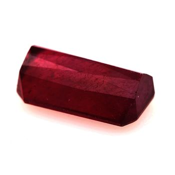 2.9CT. BLOOD RED RUBY. VS