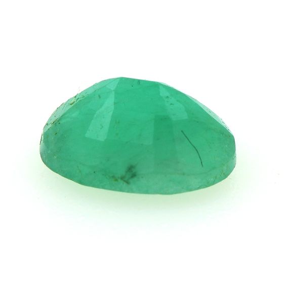 1.10CT.  GREEN EMERALD