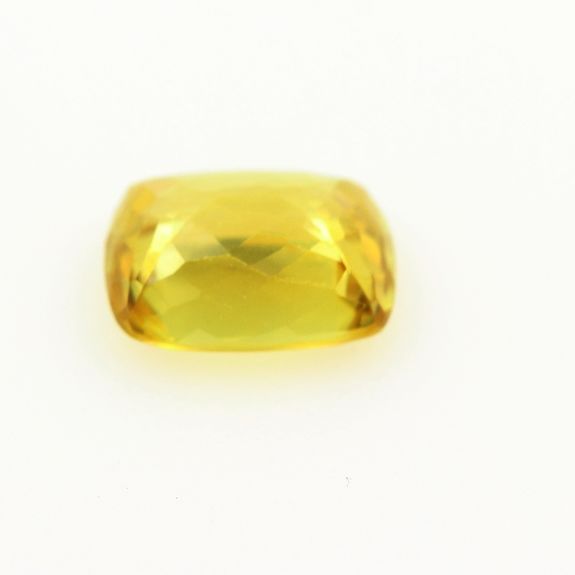 0.90CT. MULTICOLOR SPHENE . VS