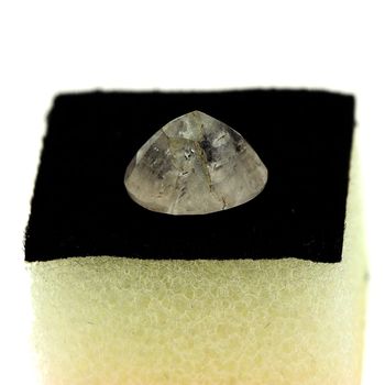 3.30CT. NATURAL POLLUCITE . SI2