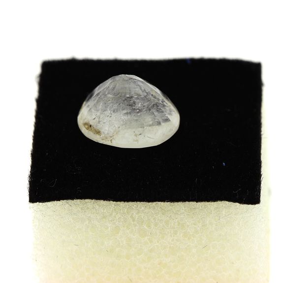 3.25CT. NATURAL POLLUCITE . SI2