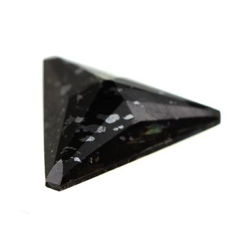 10.74CT. NATURAL NUUMMITE