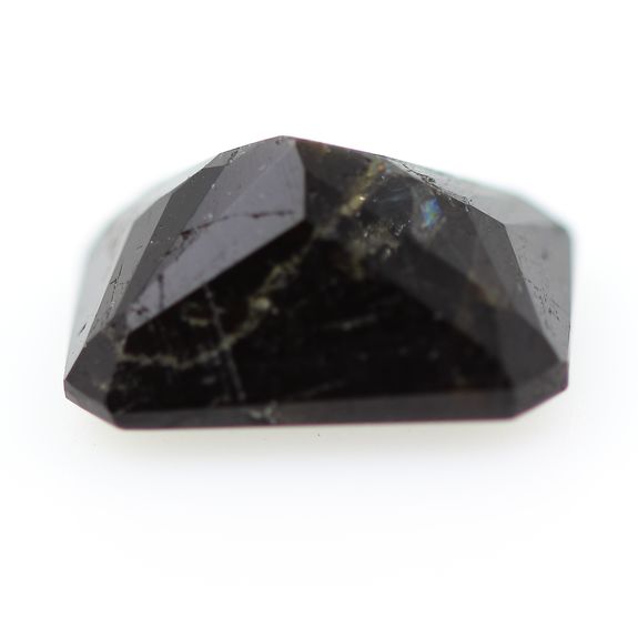 7.81CT. NATURAL NUUMMITE