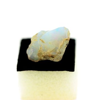 8.45ct NATURAL ROUGH OPAL