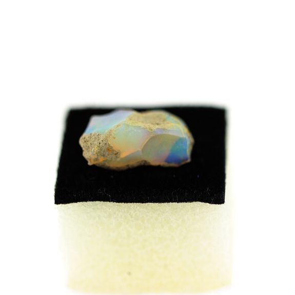 3.70ct NATURAL ROUGH OPAL