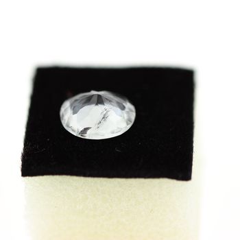 2.12 cts POLLUCITE . VS