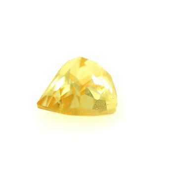 0.61 cts  SCHEELITE . VS