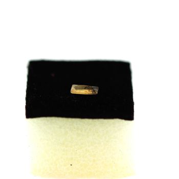 0.20 cts CREEDITE . SI