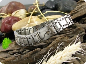 Scorpion Carving Men Bracelet