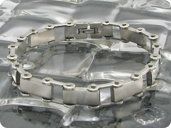 Unconventional Carving Men Bracelet