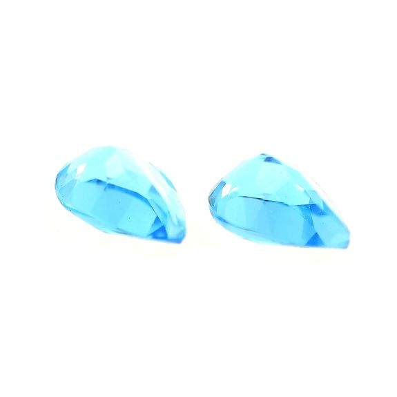 0.96 cts Lot de 2 TOPAZE BLEU SWISS .IF