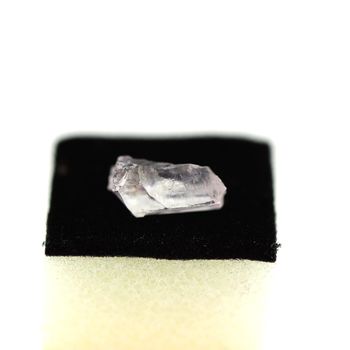 2,6 cts SCAPOLITE