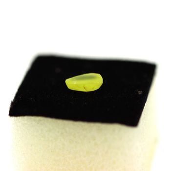 0.42CT.  SULPHUR