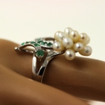 EMERALD & PEARL RING