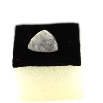 3.29 cts HOWLITE
