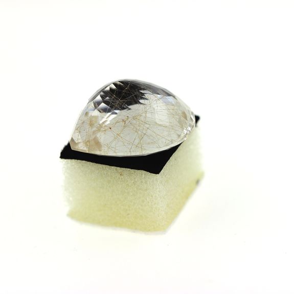 47.83 cts QUARTZ RUTILE. VVS