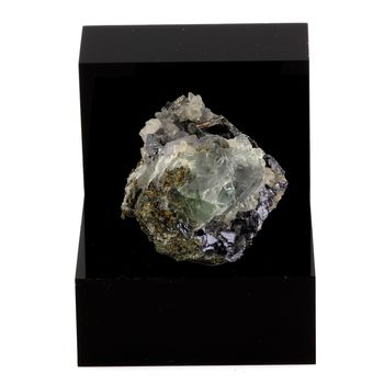 Bournonite, Quartz, Fluorite, Pyrite.