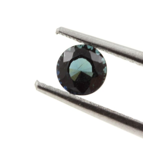 0.40 cts. BLUE GREEN SAPPHIRE. UNHEATED
